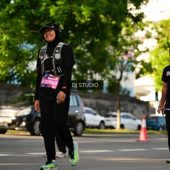Runner Photo 4049379