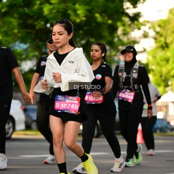 Runner Photo 4049387