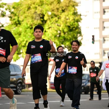 Runner Photo 4049398