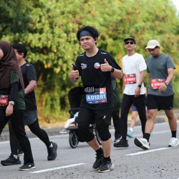 Runner Photo 4049477