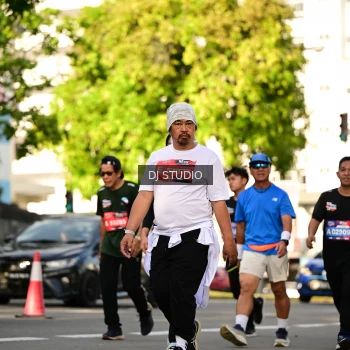 Runner Photo 4049511