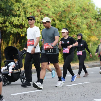 Runner Photo 4049535