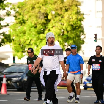 Runner Photo 4049542