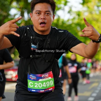 Runner Photo 4049545