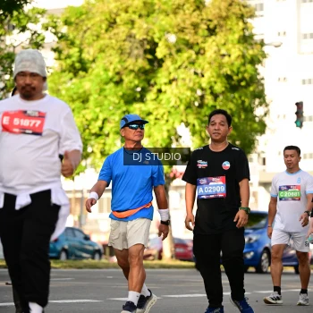 Runner Photo 4049566