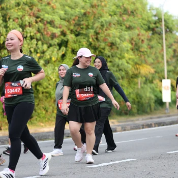 Runner Photo 4049618