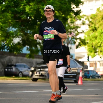 Runner Photo 4049693