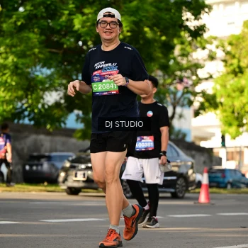 Runner Photo 4049717