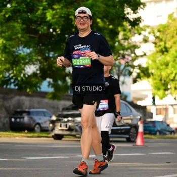 Runner Photo 4049719