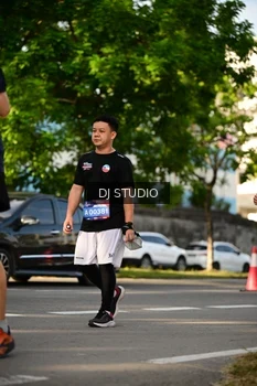 Runner Photo 4049726