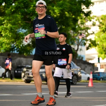 Runner Photo 4049733