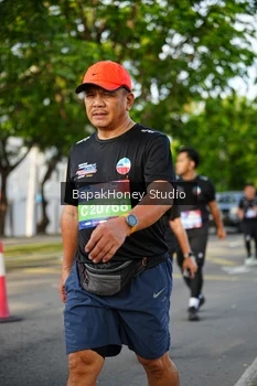 Runner Photo 4049776