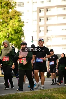 Runner Photo 4049848