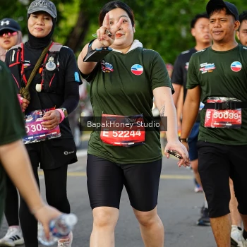Runner Photo 4049875