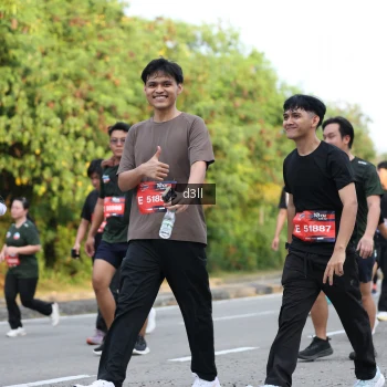 Runner Photo 4049876