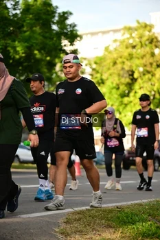 Runner Photo 4049902