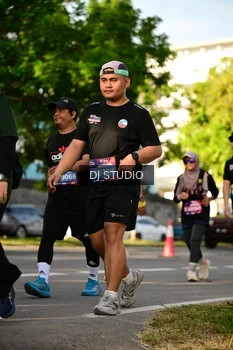 Runner Photo 4049950