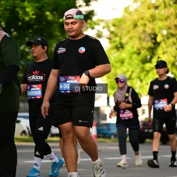 Runner Photo 4049960