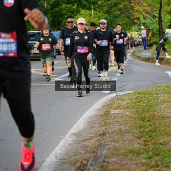 Runner Photo 4050011