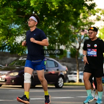 Runner Photo 4050124