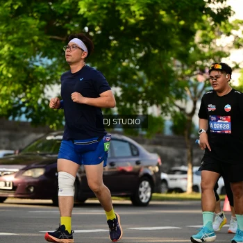 Runner Photo 4050140