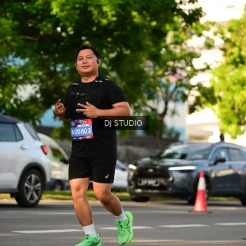 Runner Photo 4050204