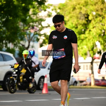 Runner Photo 4050366