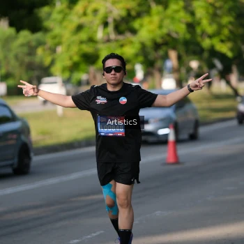 Runner Photo 4050429