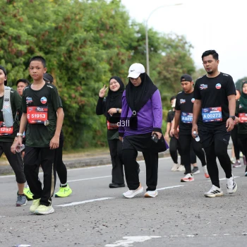 Runner Photo 4050431