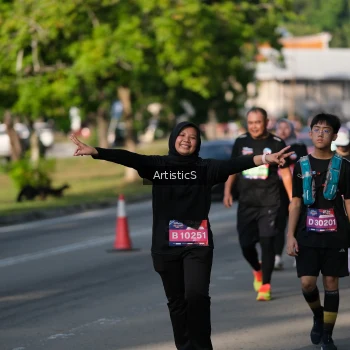 Runner Photo 4050435
