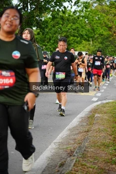 Runner Photo 4050445