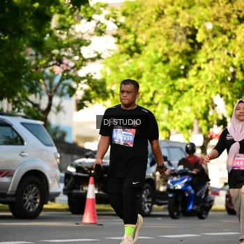 Runner Photo 4050570