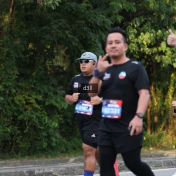 Runner Photo 4050624