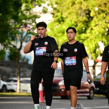 Runner Photo 4050642