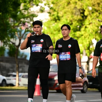 Runner Photo 4050650