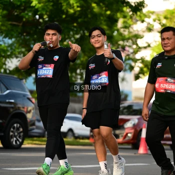 Runner Photo 4050656