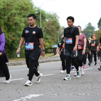 Runner Photo 4050658