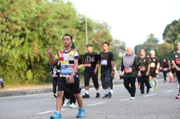 Runner Photo 4050768