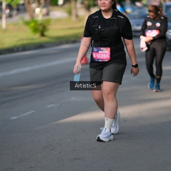 Runner Photo 4050774