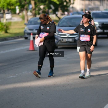 Runner Photo 4050781