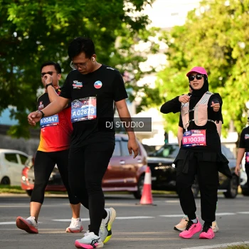 Runner Photo 4050785