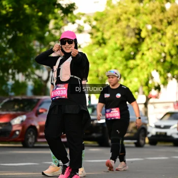 Runner Photo 4050851