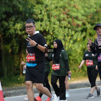 Runner Photo 4050861