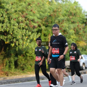 Runner Photo 4050863