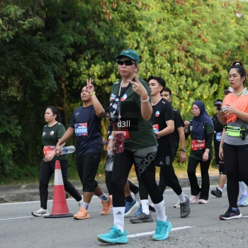 Runner Photo 4051006