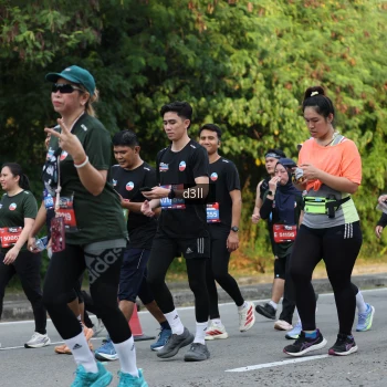 Runner Photo 4051030