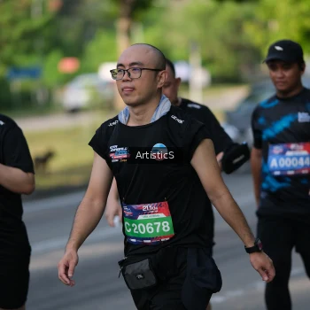 Runner Photo 4051050
