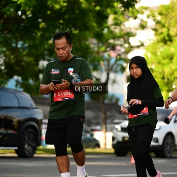 Runner Photo 4051067