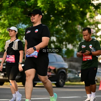 Runner Photo 4051070