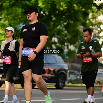 Runner Photo 4051072